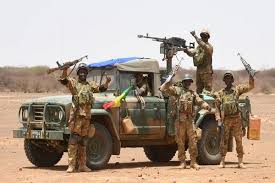 Mali: l’Armée dit avoir neutralisé un convoi de « terroristes »