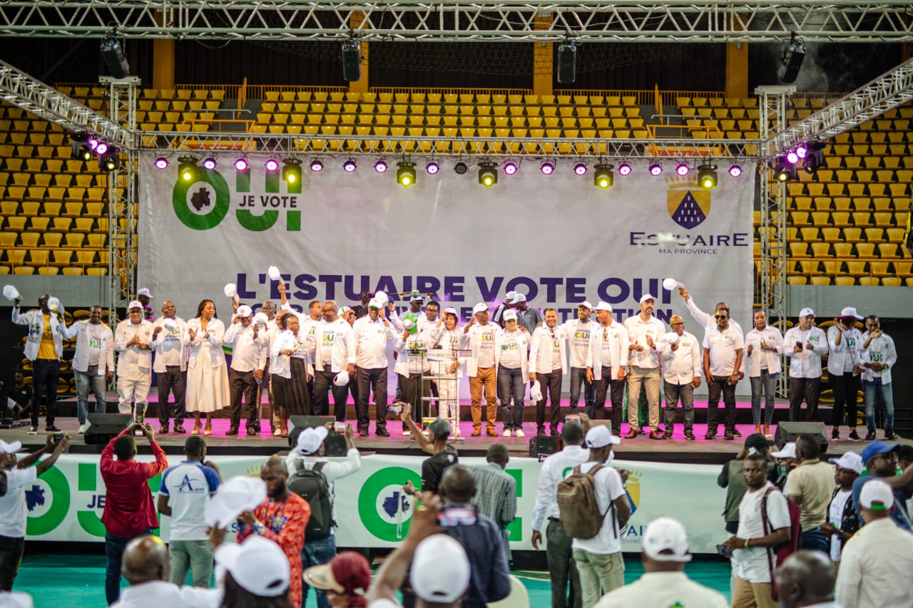 Meeting de clôture de la campagne référendaire pour le OUI de la Coordination Provinciale de l’Estuaire