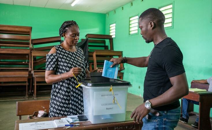 Projet de constitution, le « OUI » l’emporte avec 91,80% des voix contre 8,20% pour le « NON »