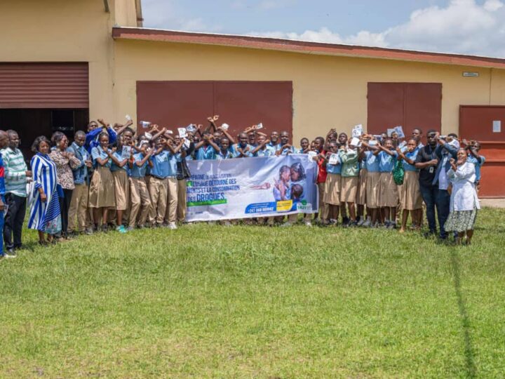 La Fondation de Zita Oligui Nguema en pédagogue contre les affres de drogues à Moanda