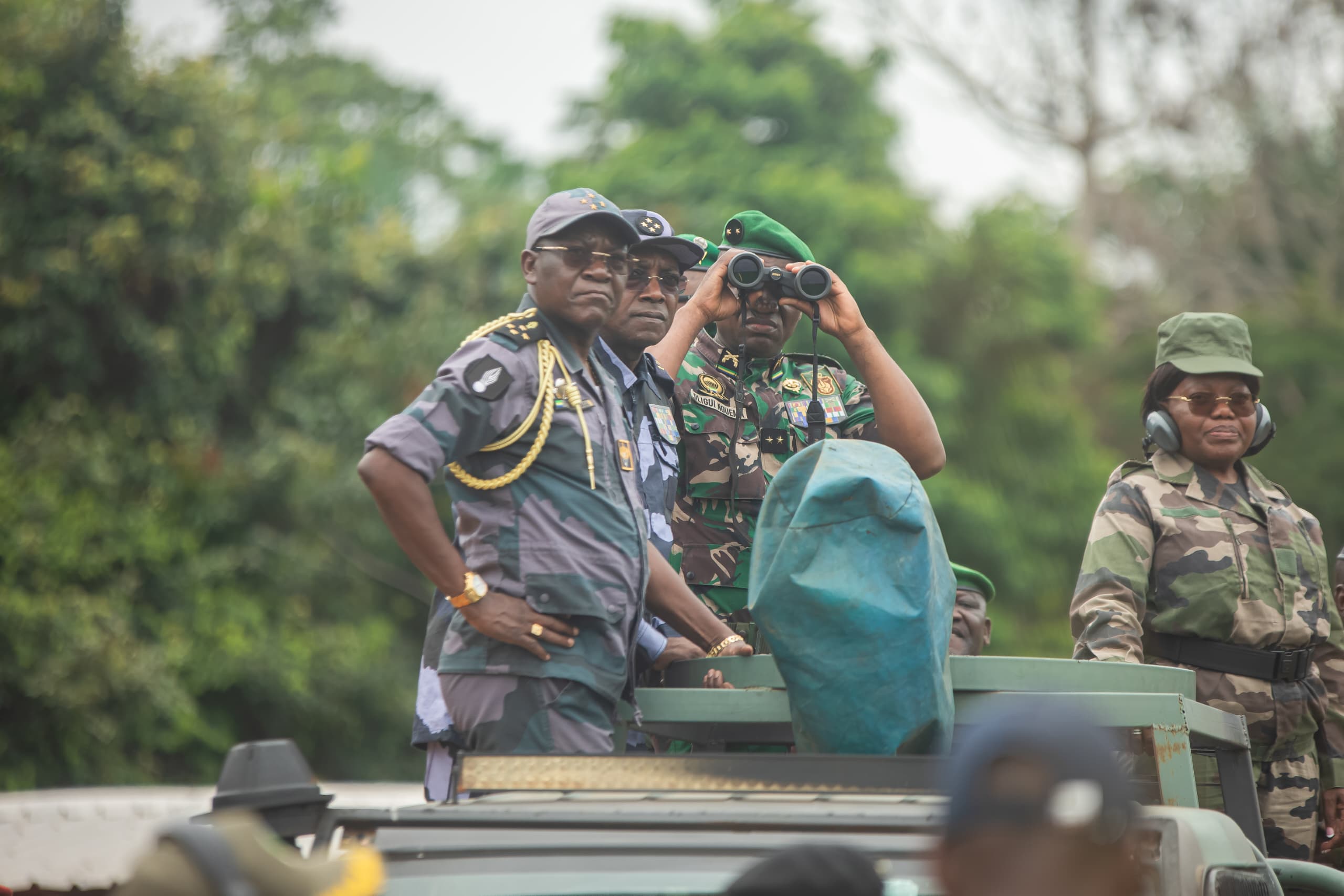 Oligui Nguema revêt le treillis pour l’exercice militaire « UKAL DIMBU 2025 »