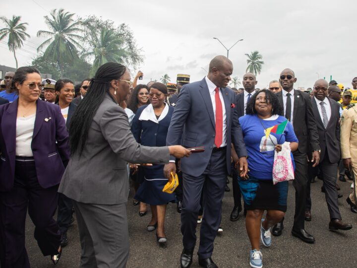 Une foule en liesse pour accueillir Oligui Nguema de retour de Washington