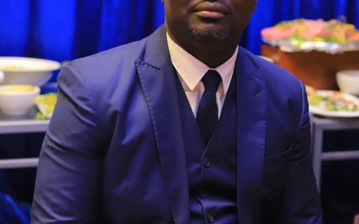 Elections locales : l’ex ministre Ndoungangoye investi tête de liste UDB dans le 2ème arrondissement de Franceville