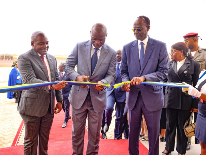 Le chef de l’Etat inaugure plusieurs édifices dans le Haut-Ogooué