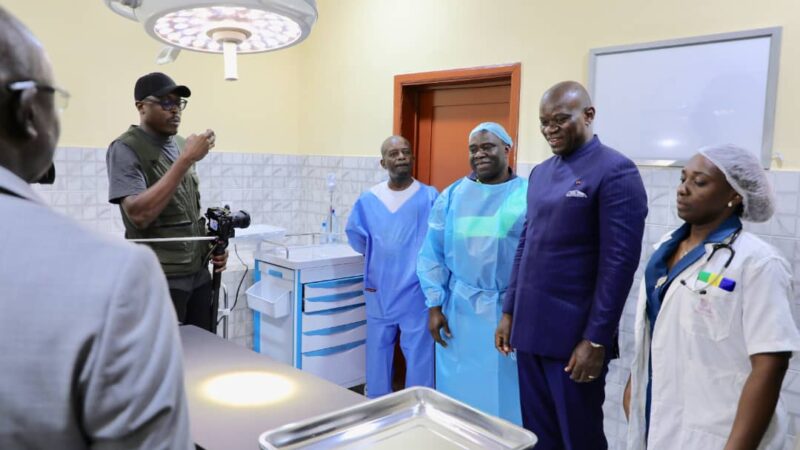 Visite au pas de course du chef de l’État à Mayumba,  Moulengui Bindza et Moabi