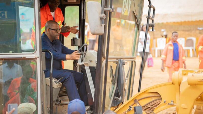Lancement des travaux de bitumage de la route Ngounié-Ogooué-Maritime