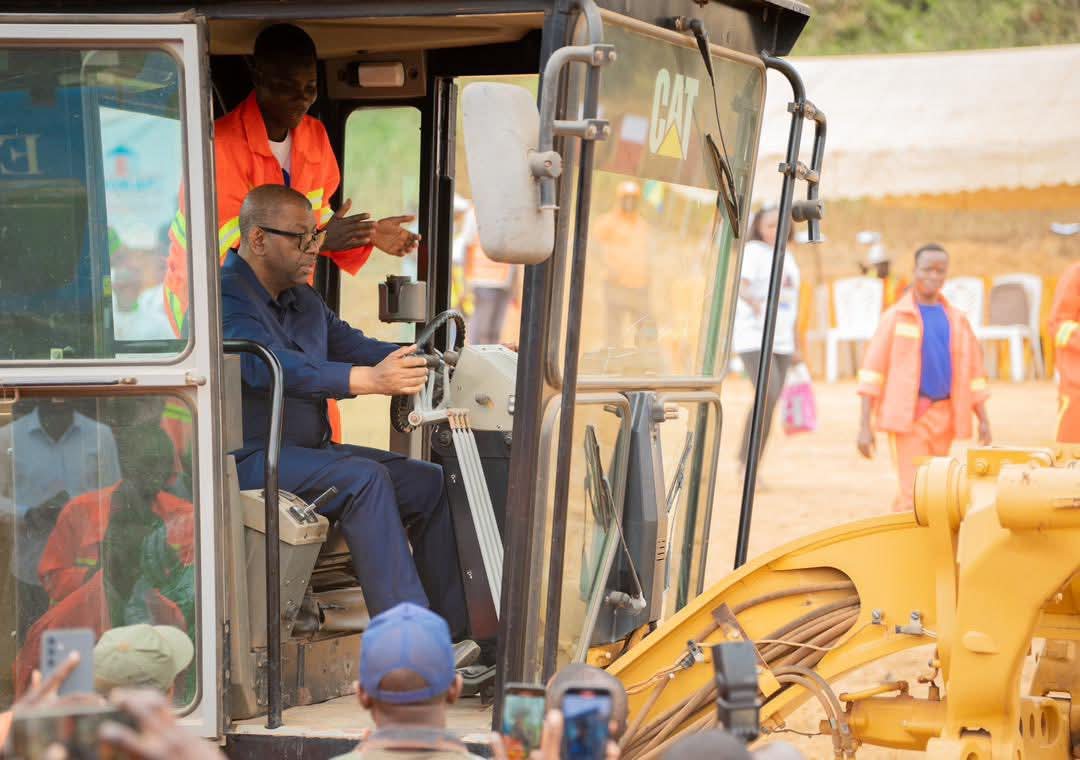Lancement des travaux de bitumage de la route Ngounié-Ogooué-Maritime