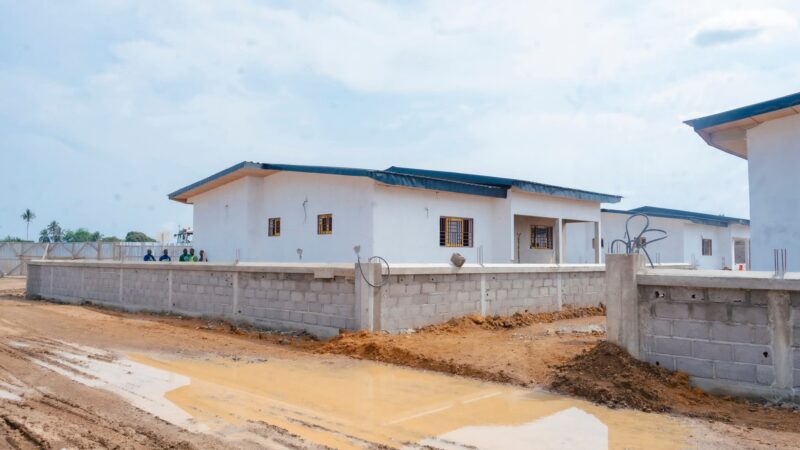 Le ministre Mays Mouissi visite les chantiers en cours de réalisation dans la Dola