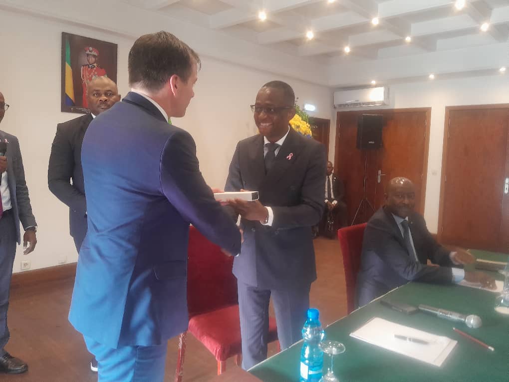 Economie : le pétrolier anglais BP va explorer l’offshore profond et très profond gabonais