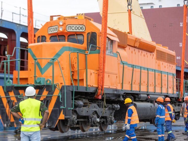 COMILOG se dote de 4 nouvelles locomtives