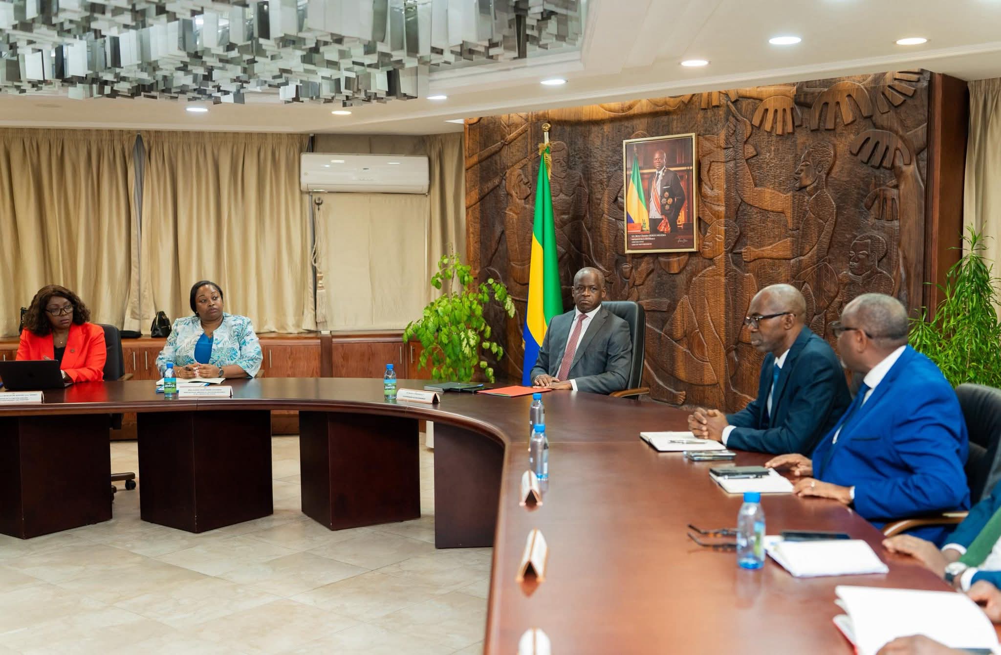 Crise dans le secteur éducation : le Vice-président convoque une réunion interministérielle