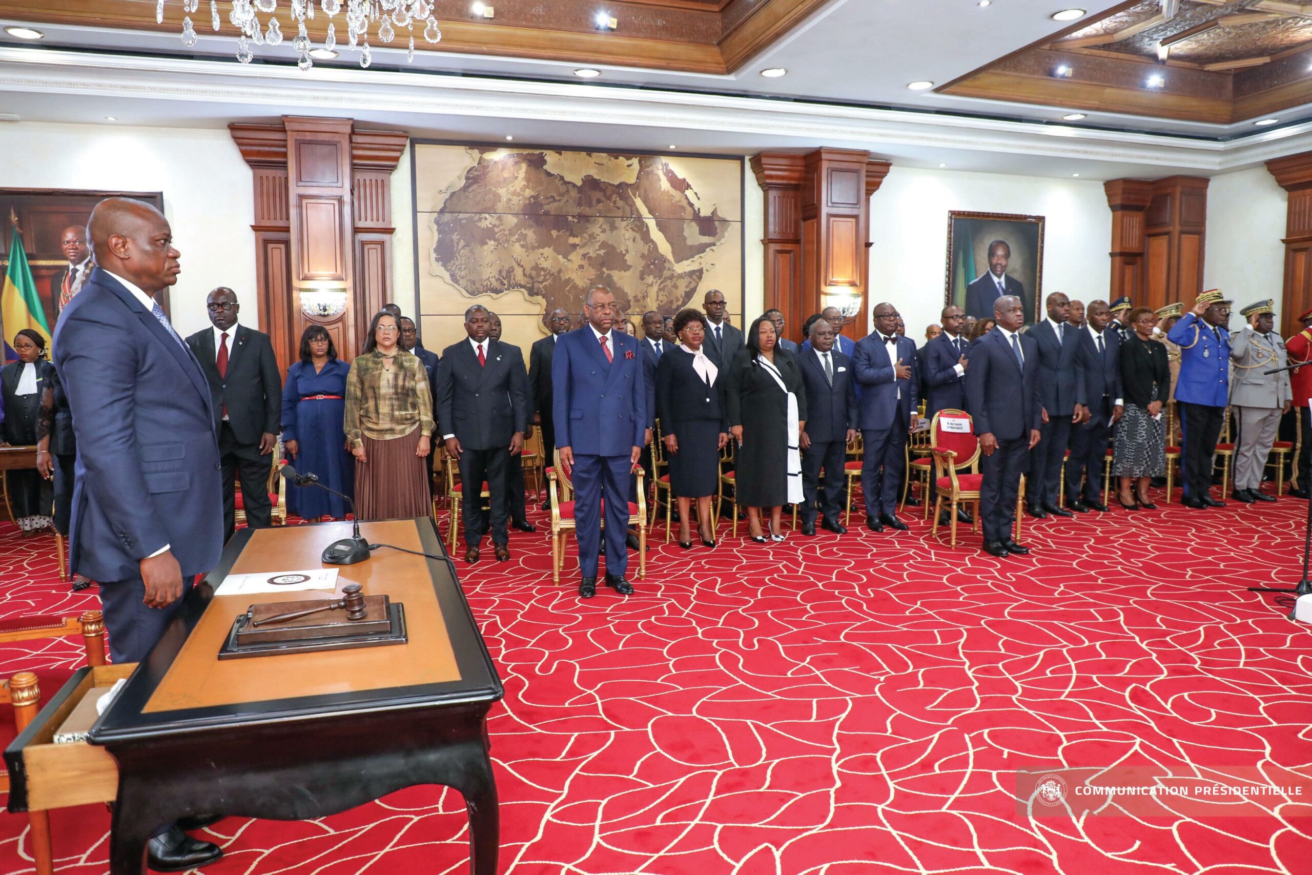 Le chef de l&rsquo;Etat reçoit le serment du VPR et des membres du gouvernement