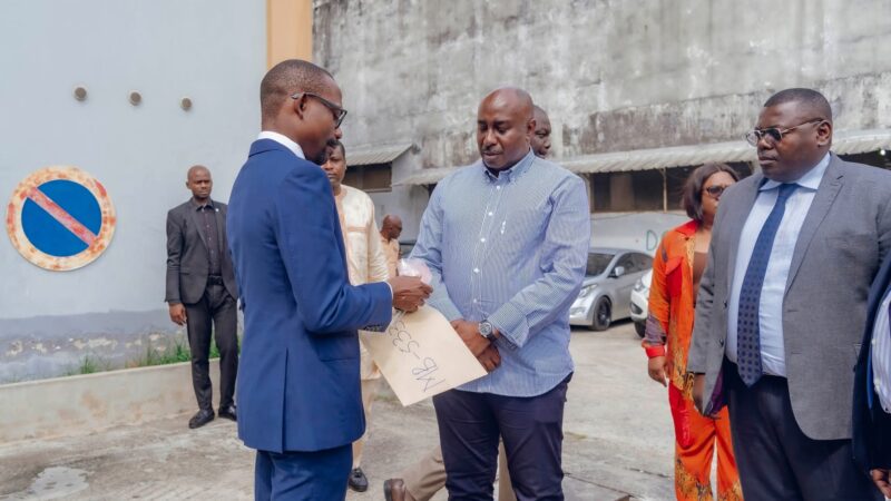 Des véhicules à l&rsquo;ANUTTC pour renforcer l&rsquo;opération de régularisation foncière de masse